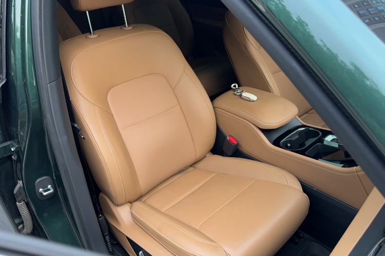 Used Li Auto ONE 2020 Extended-Range 6-Seater Version Right Front Seat
