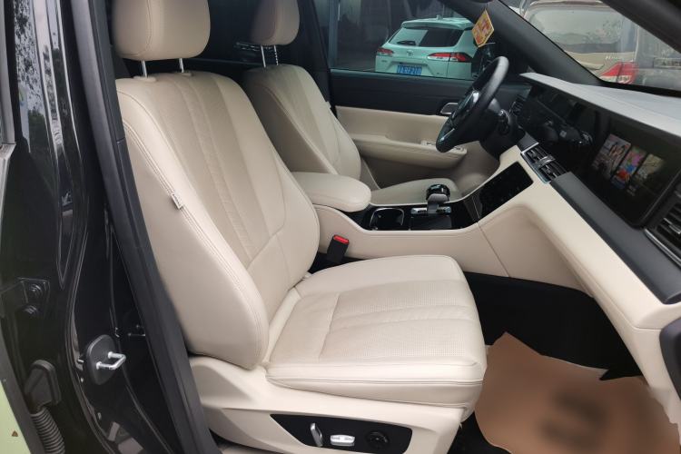 Used Li Auto ONE 2020 Extended-Range 6-Seater Version Right Front Seat