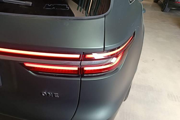 Used Li Auto ONE 2020 Extended-Range 6-Seater Version Right Rear Taillight