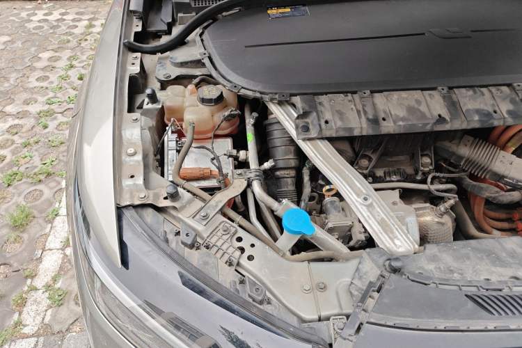 Used Li Auto ONE 2020 Extended-Range 6-Seater Version Engine Bay Right