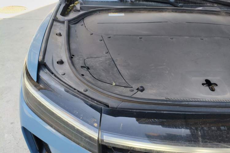 Used Li Auto ONE 2020 Extended-Range 6-Seater Version Engine Bay Right