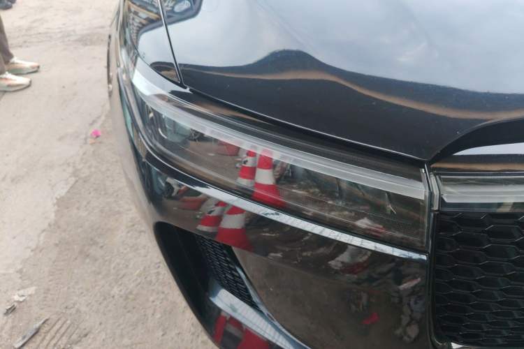 Used Li Auto ONE 2020 Extended-Range 6-Seater Version Right Front Headlight