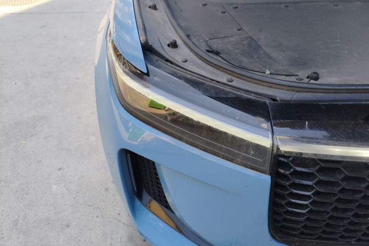 Used Li Auto ONE 2020 Extended-Range 6-Seater Version Right Front Headlight