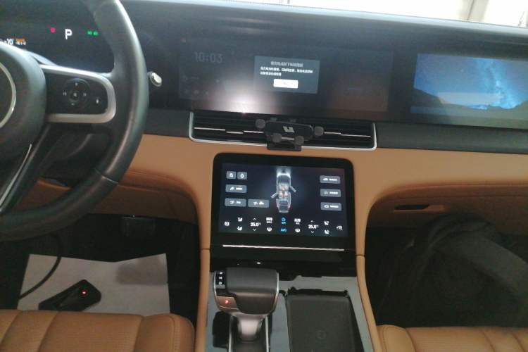 Used Li Auto ONE 2020 Extended-Range 6-Seater Version Audio And AC Panel