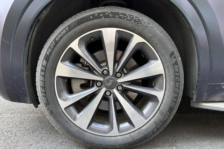 Used Li Auto ONE 2020 Extended-Range 6-Seater Version Exterior 7