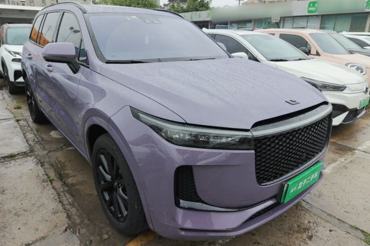 Used Li Auto ONE 2020 Extended-Range 6-Seater Version Front Right 45 Deg