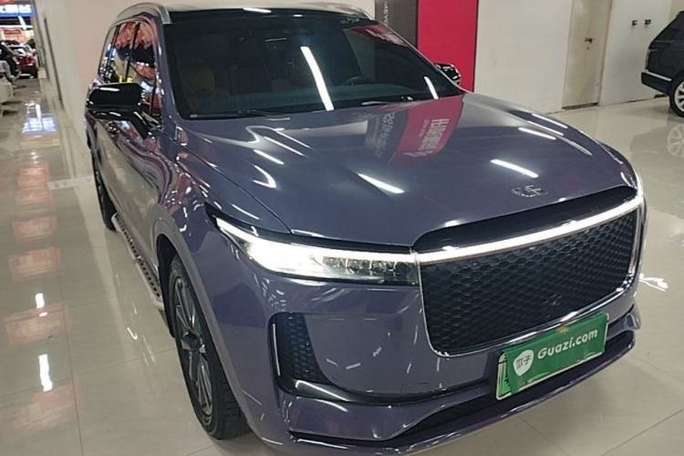 Used Li Auto ONE 2020 Extended-Range 6-Seater Version Front Right 45 Deg