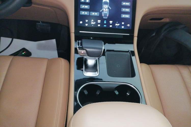 Used Li Auto ONE 2020 Extended-Range 6-Seater Version Gear Lever