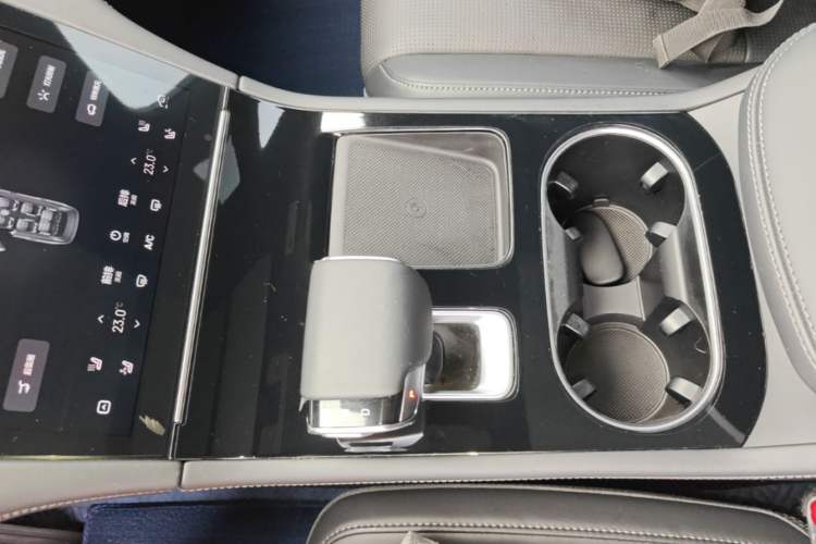 Used Li Auto ONE 2020 Extended-Range 6-Seater Version Gear Lever