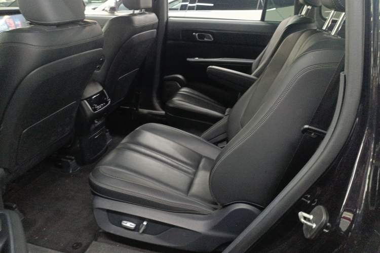 Used Li Auto ONE 2020 Extended-Range 6-Seater Version Interior 4