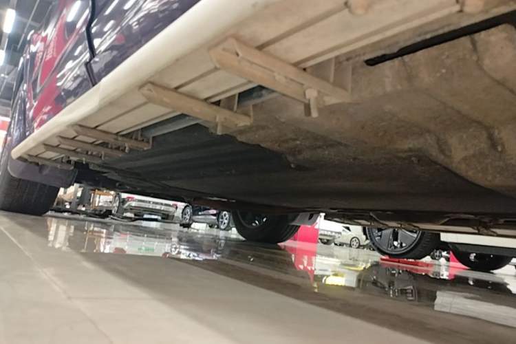 Used Li Auto ONE 2020 Extended-Range 6-Seater Version Left Side Sill