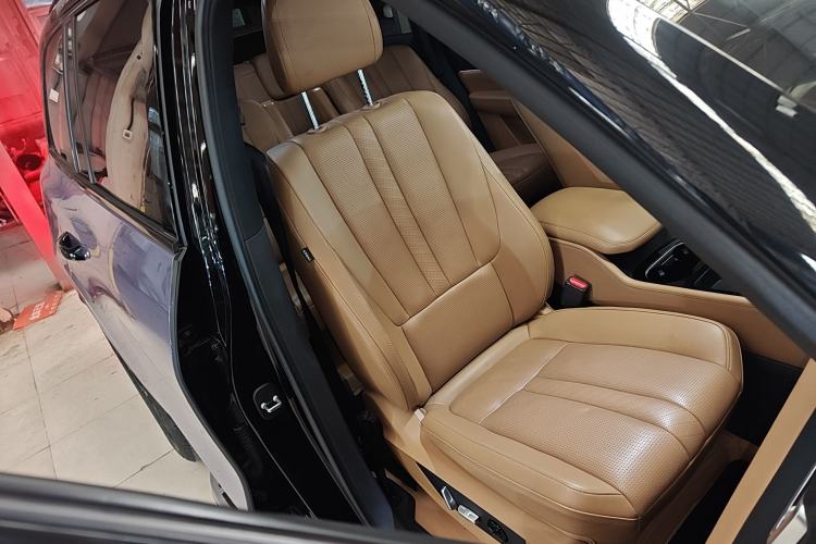 Used Li Auto ONE 2020 Extended-Range 6-Seater Version Right Front Seat