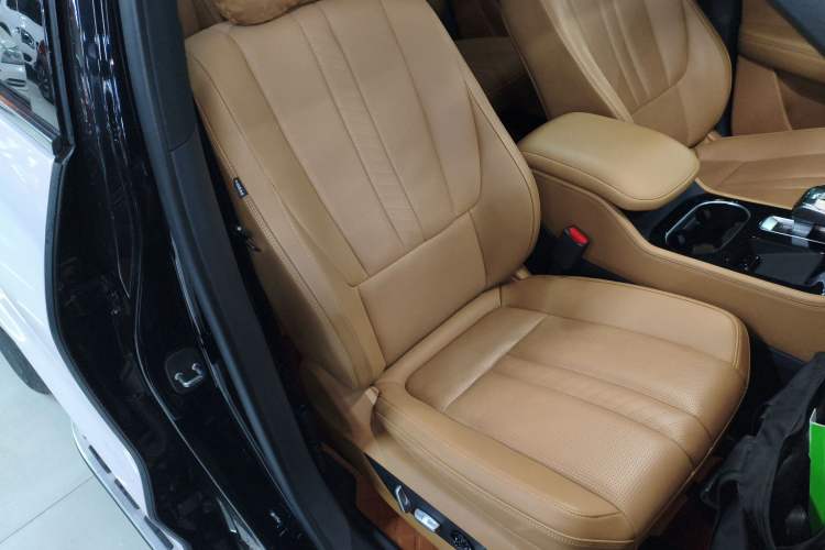 Used Li Auto ONE 2020 Extended-Range 6-Seater Version Right Front Seat