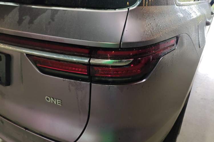 Used Li Auto ONE 2020 Extended-Range 6-Seater Version Right Rear Taillight