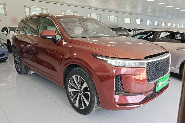 Used Li Auto ONE 2020 Extended-Range 6-Seater Version Front Right 45 Deg