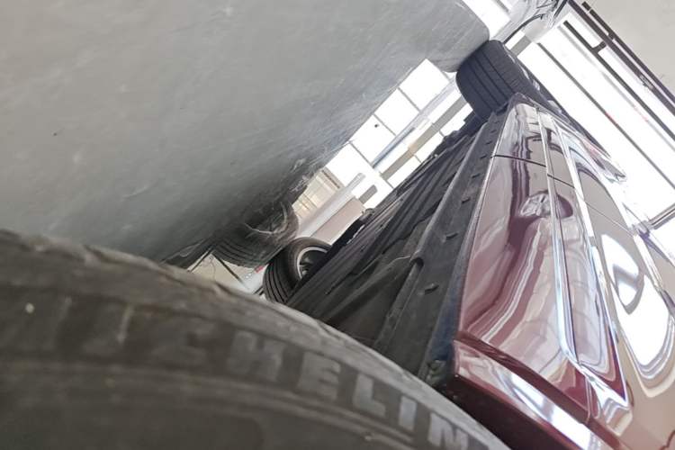 Used Li Auto ONE 2020 Extended-Range 6-Seater Version Left Side Sill