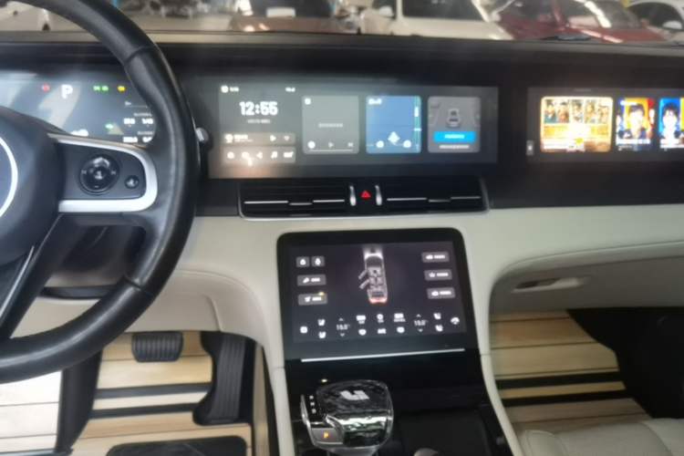 Used Li Auto ONE 2020 Extended-Range 6-Seater Version Audio And AC Panel