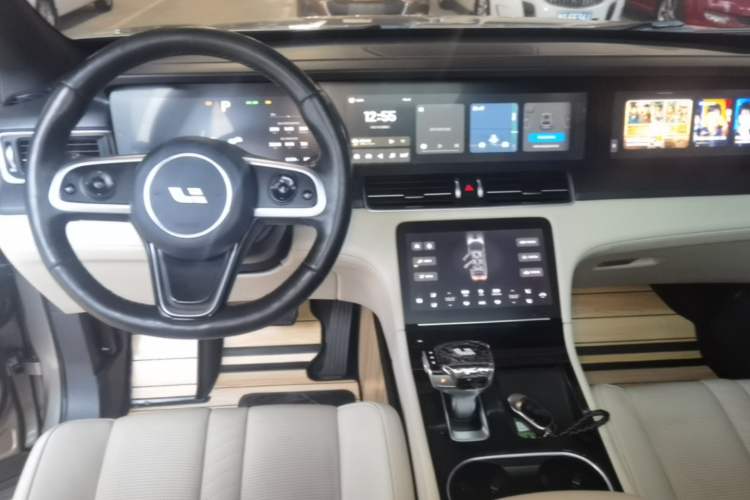 Used Li Auto ONE 2020 Extended-Range 6-Seater Version Center Console