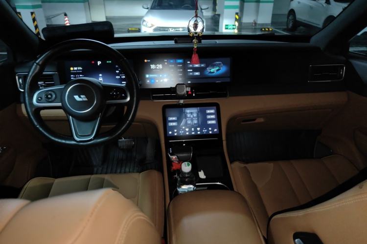 Used Li Auto ONE 2020 Extended-Range 6-Seater Version Center Console