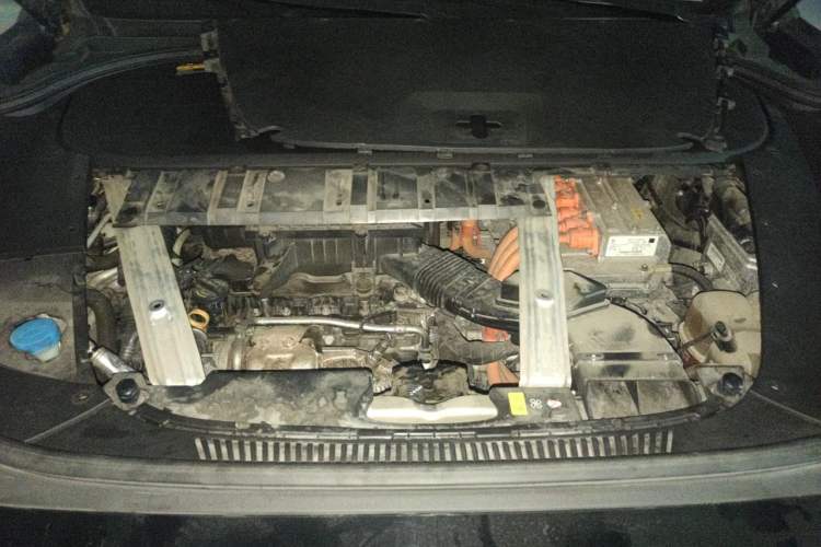 Used Li Auto ONE 2020 Extended-Range 6-Seater Version Engine Bay