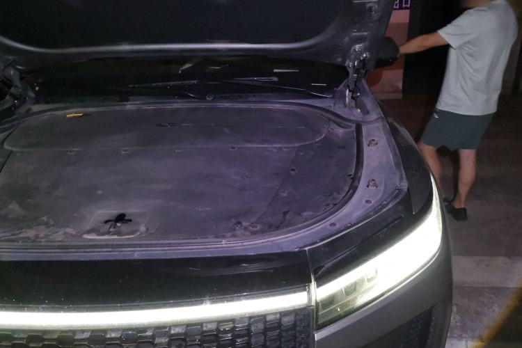 Used Li Auto ONE 2020 Extended-Range 6-Seater Version Engine Bay Left