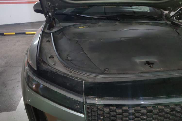 Used Li Auto ONE 2020 Extended-Range 6-Seater Version Engine Bay Right
