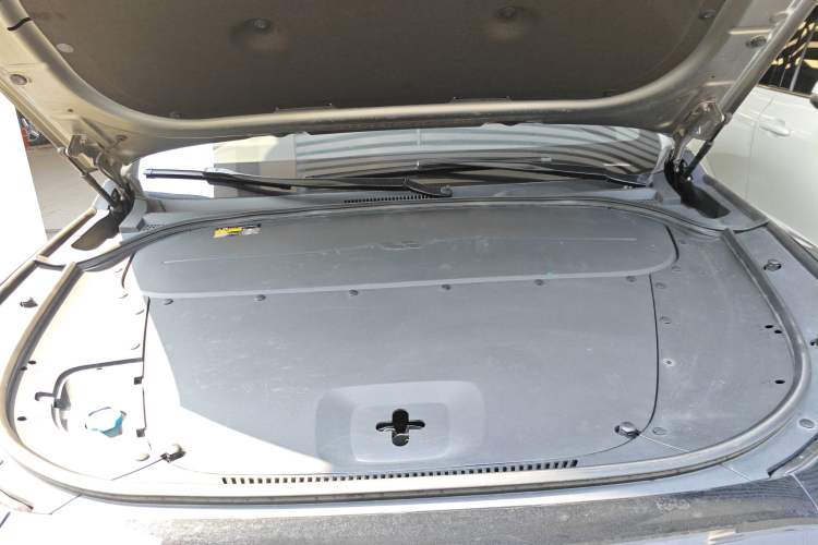 Used Li Auto ONE 2020 Extended-Range 6-Seater Version Engine Bay