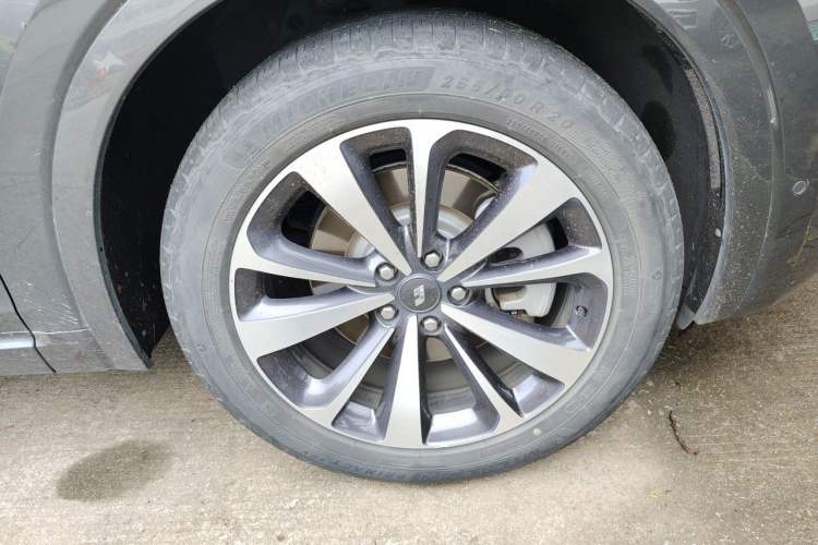 Used Li Auto ONE 2020 Extended-Range 6-Seater Version Exterior 1
