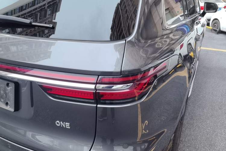 Used Li Auto ONE 2020 Extended-Range 6-Seater Version Exterior 1