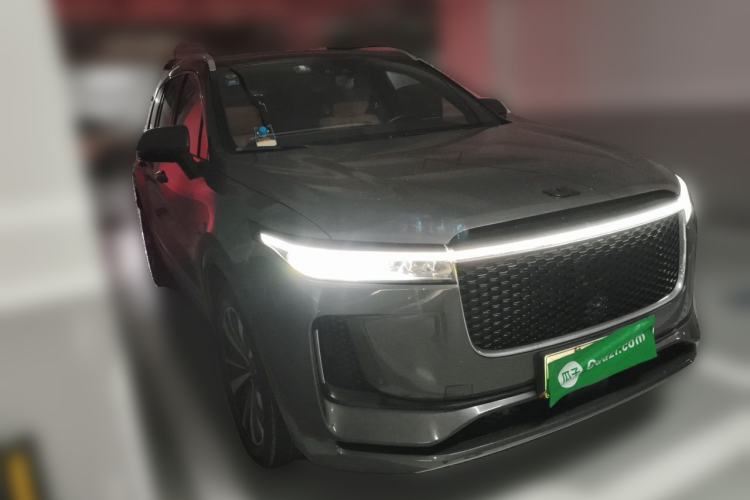 Used Li Auto ONE 2020 Extended-Range 6-Seater Version Front Right 45 Deg