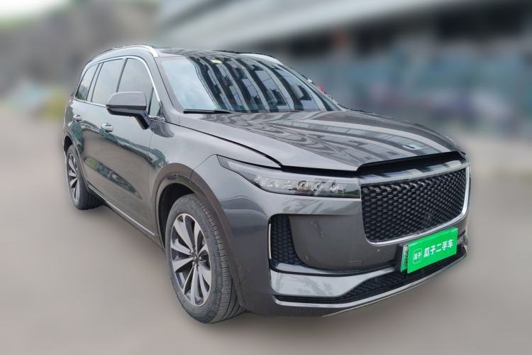 Used Li Auto ONE 2020 Extended-Range 6-Seater Version Front Right 45 Deg