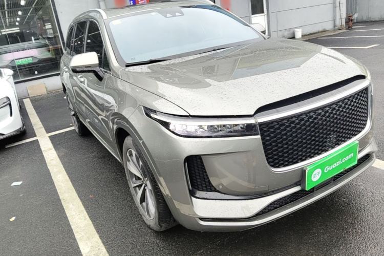 Used Li Auto ONE 2020 Range-Extended 7-Seater Version Front Right 45 Deg