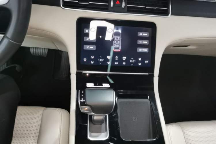 Used Li Auto ONE 2020 Extended-Range 6-Seater Version Gear Lever