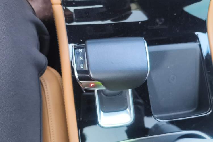 Used Li Auto ONE 2020 Extended-Range 6-Seater Version Gear Lever