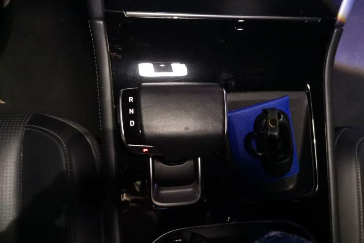 Used Li Auto ONE 2020 Extended-Range 6-Seater Version Gear Lever