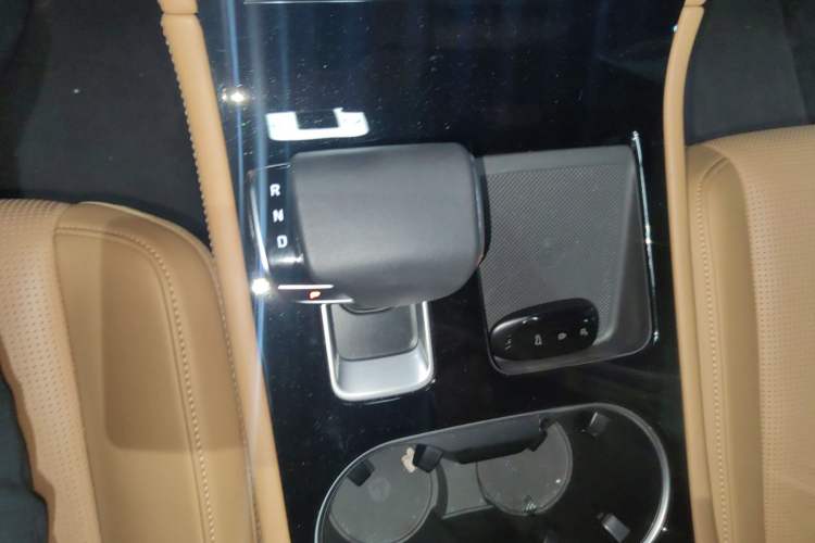 Used Li Auto ONE 2020 Extended-Range 6-Seater Version Gear Lever