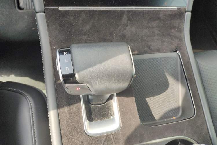 Used Li Auto ONE 2020 Extended-Range 6-Seater Version Gear Lever