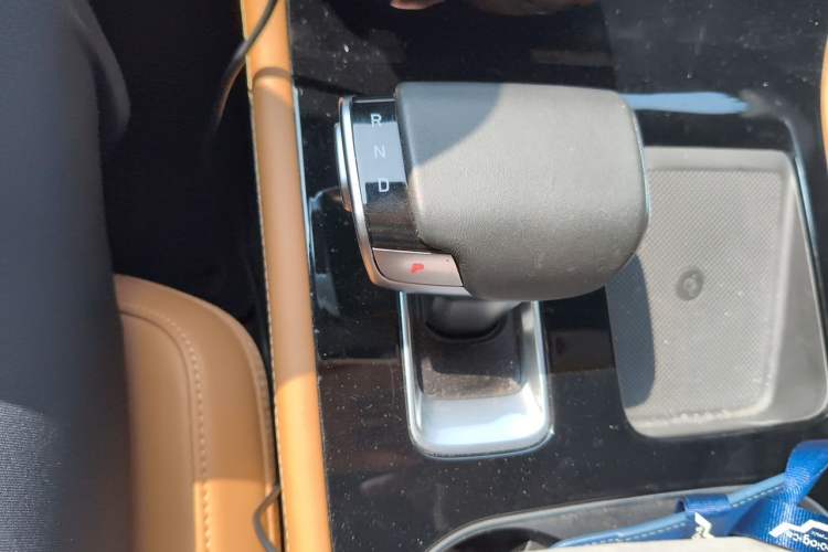 Used Li Auto ONE 2020 Extended-Range 6-Seater Version Gear Lever