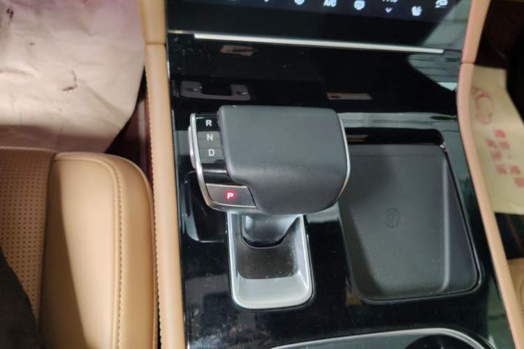 Used Li Auto ONE 2020 Extended-Range 6-Seater Version Gear Lever