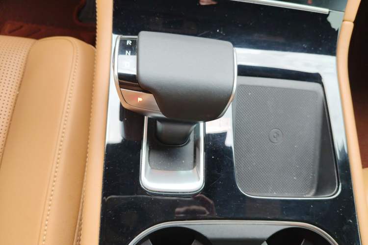 Used Li Auto ONE 2020 Extended-Range 6-Seater Version Gear Lever