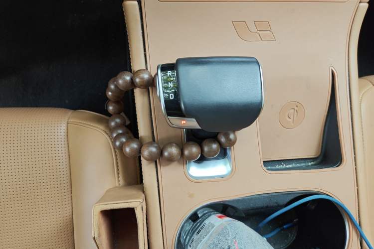 Used Li Auto ONE 2020 Extended-Range 6-Seater Version Gear Lever