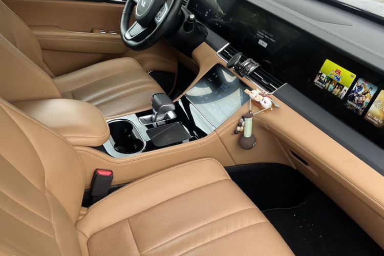 Used Li Auto ONE 2020 Extended-Range 6-Seater Version Interior 1