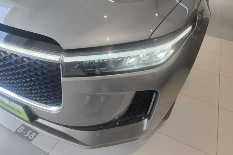 Used Li Auto ONE 2020 Extended-Range 6-Seater Version Left Front Headlight