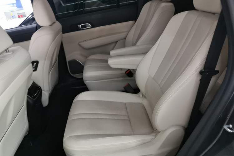 Used Li Auto ONE 2020 Extended-Range 6-Seater Version Left Rear Seat