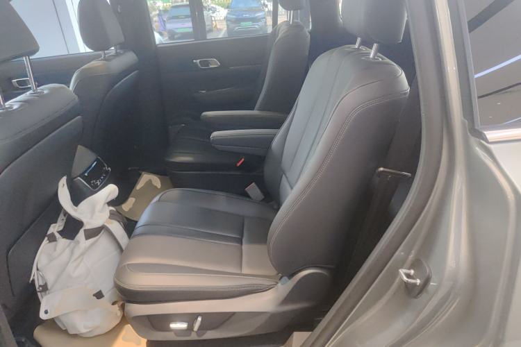 Used Li Auto ONE 2020 Extended-Range 6-Seater Version Left Rear Seat