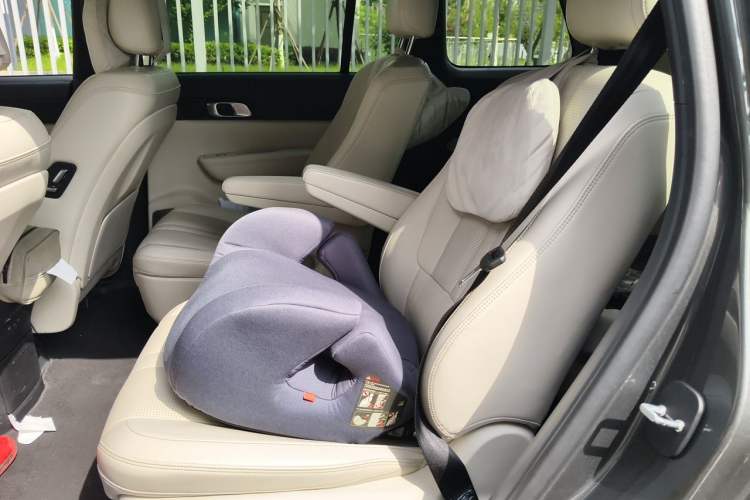 Used Li Auto ONE 2020 Extended-Range 6-Seater Version Left Rear Seat