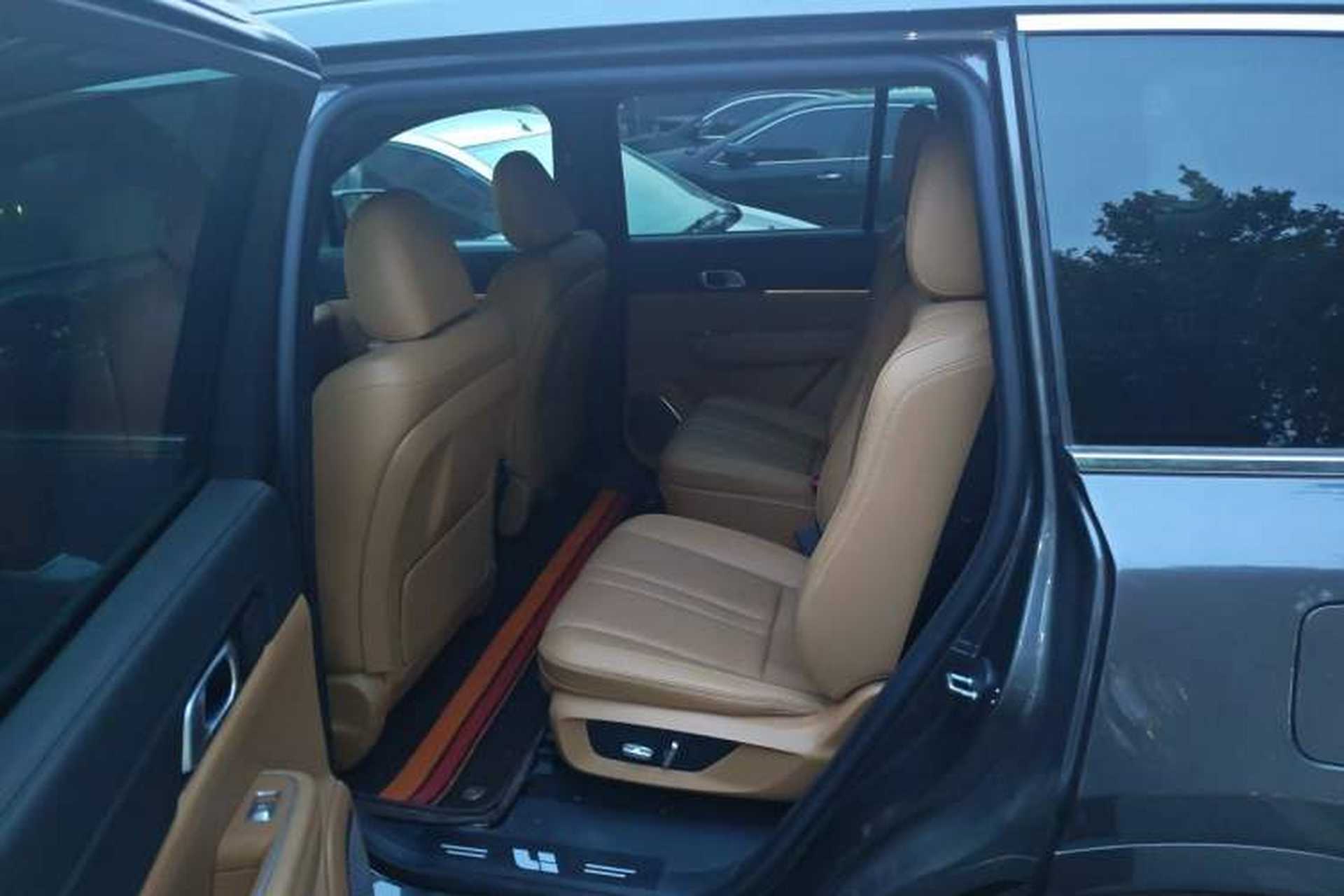 Used Li Auto ONE 2020 Extended-Range 6-Seater Version Left Rear Seat
