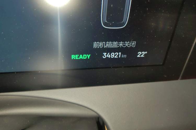 Used Li Auto ONE 2020 Extended-Range 6-Seater Version Odometer Close Up