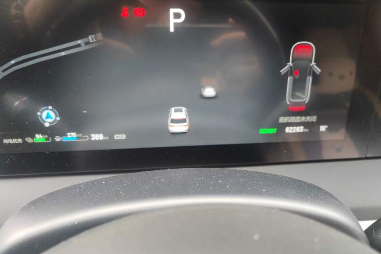 Used Li Auto ONE 2020 Extended-Range 6-Seater Version Odometer Close Up
