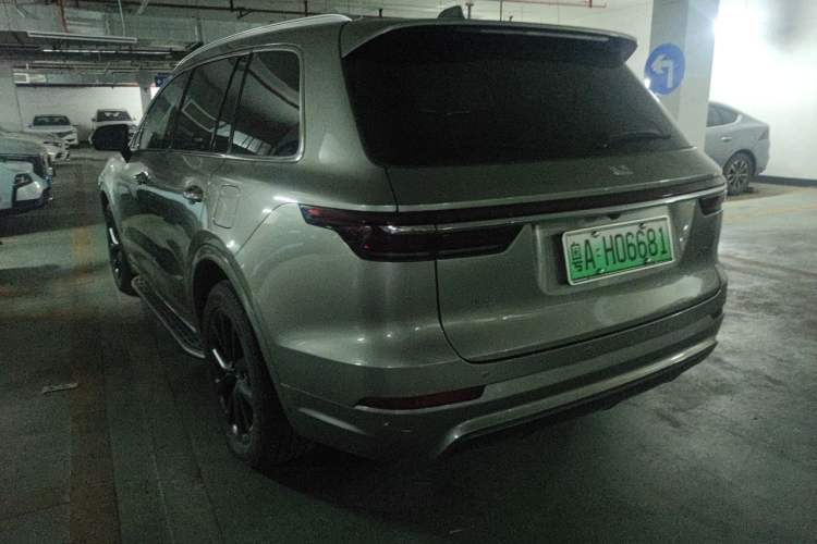 Used Li Auto ONE 2020 Extended-Range 6-Seater Version Rear Left 45 Deg